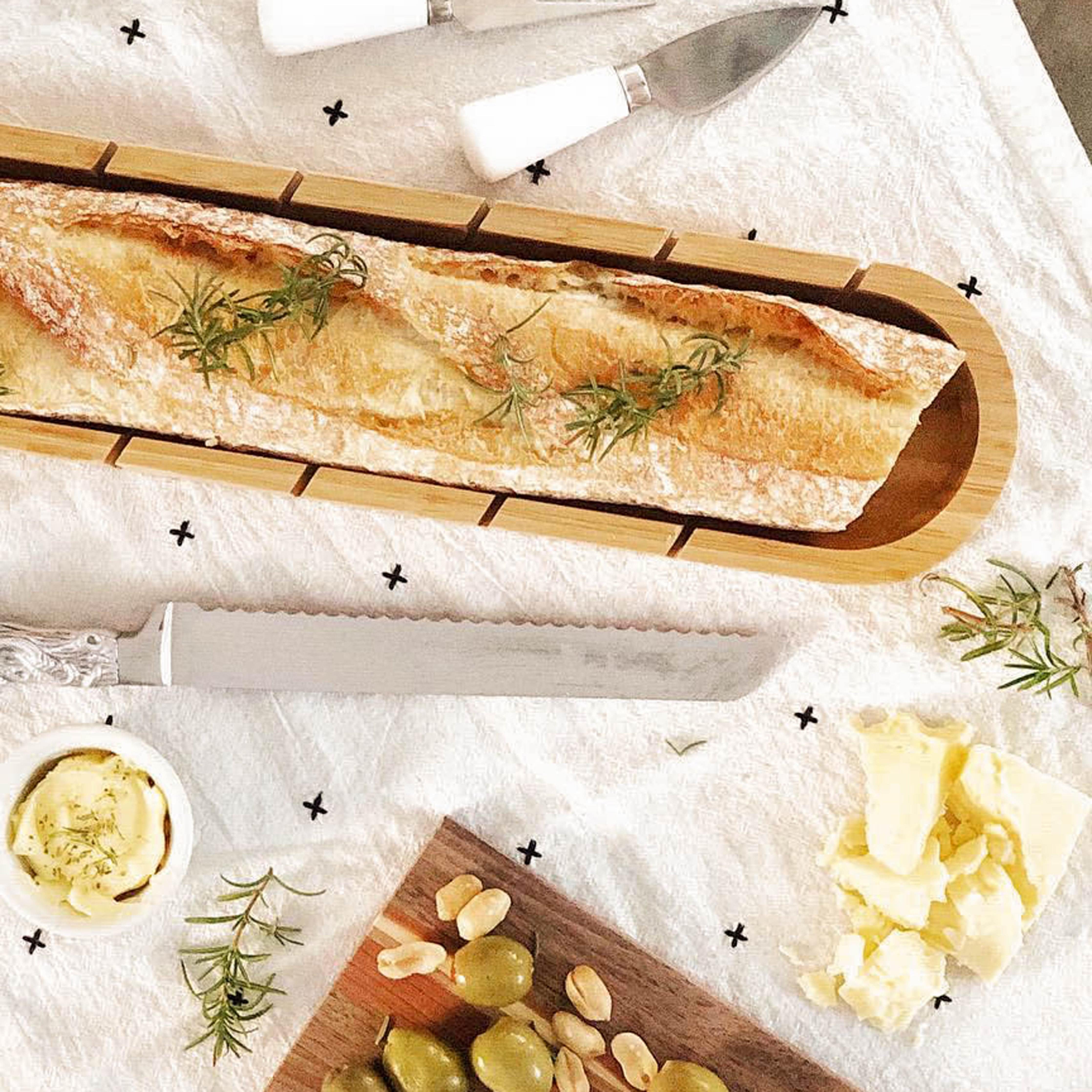 Baguette Board with Grape Bread Knife - Image 11