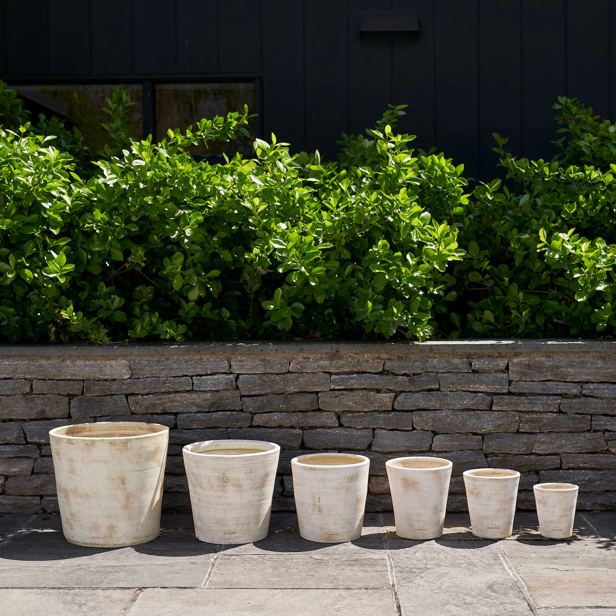 Basic Planter, White Patina - Image 2