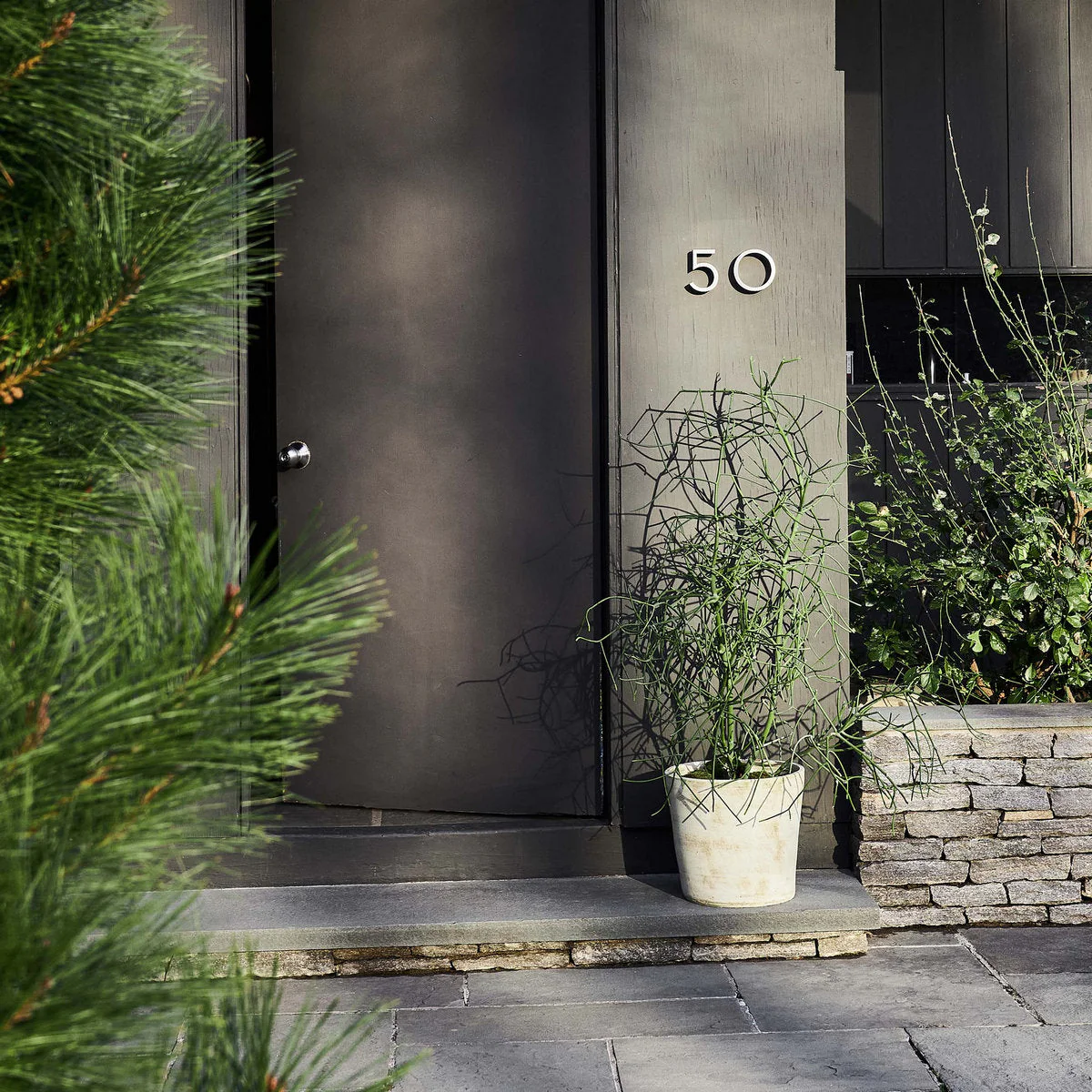 Basic Planter, White Patina - Image 9