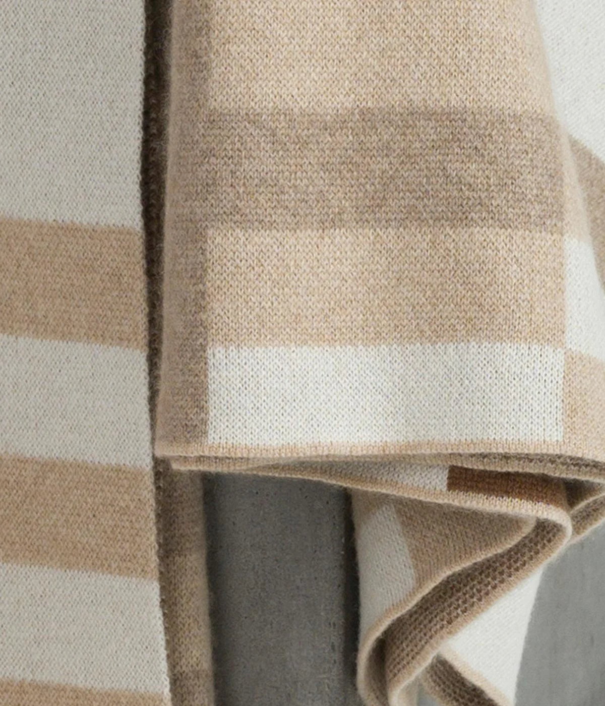 Bauhaus Cognac Knit Cashmere Throw - Image 7
