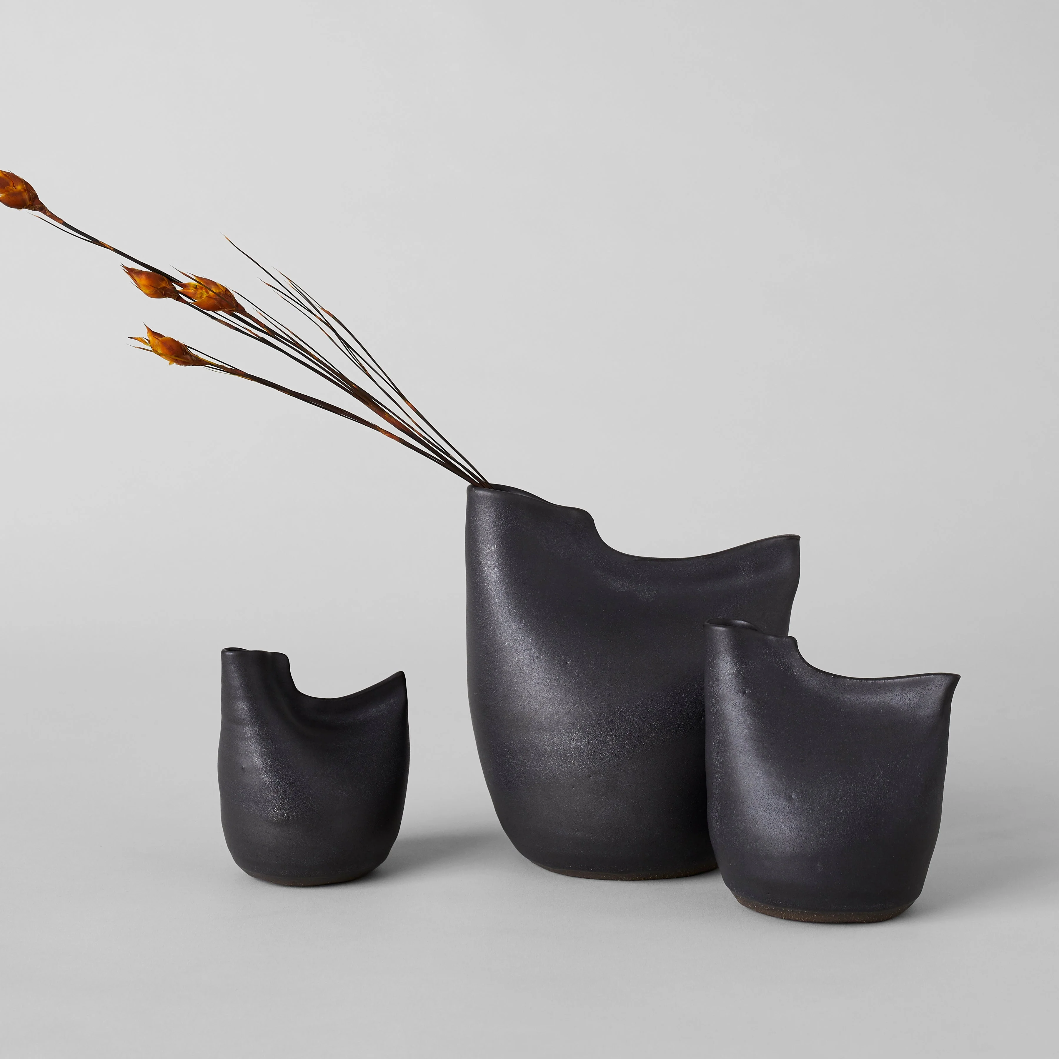 Bird Vase, Black
