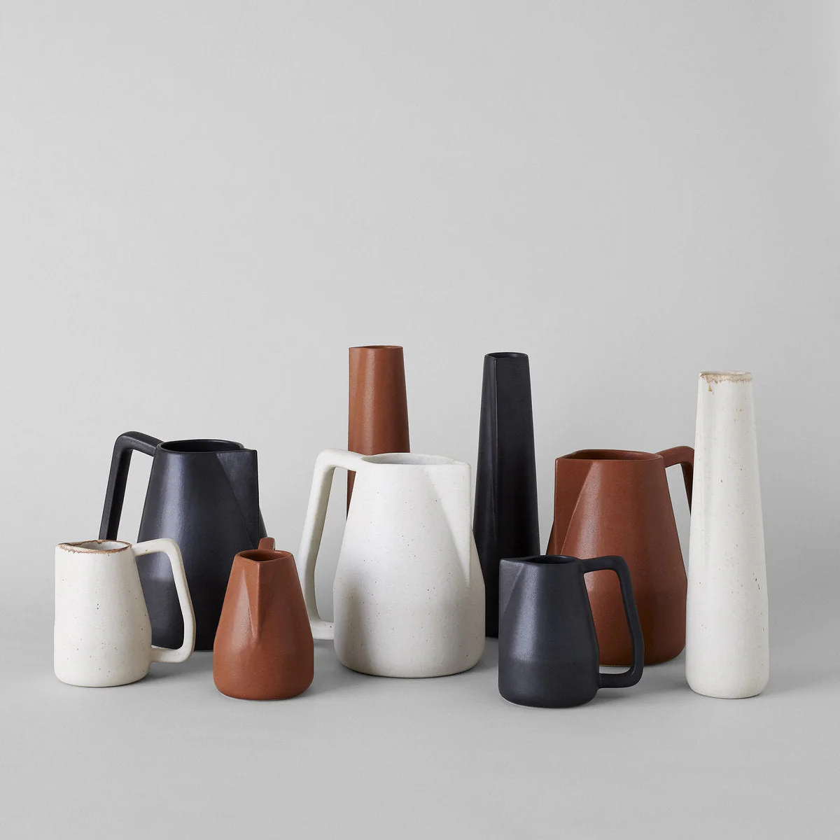 Black Novah Pitcher - Image 11