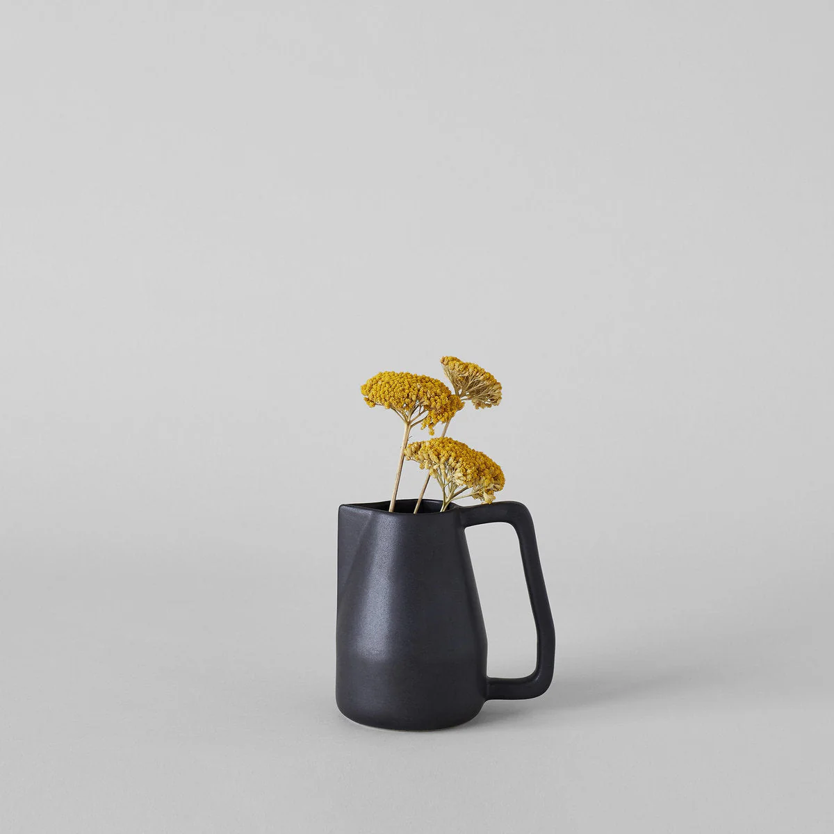 Black Novah Pitcher - Image 4