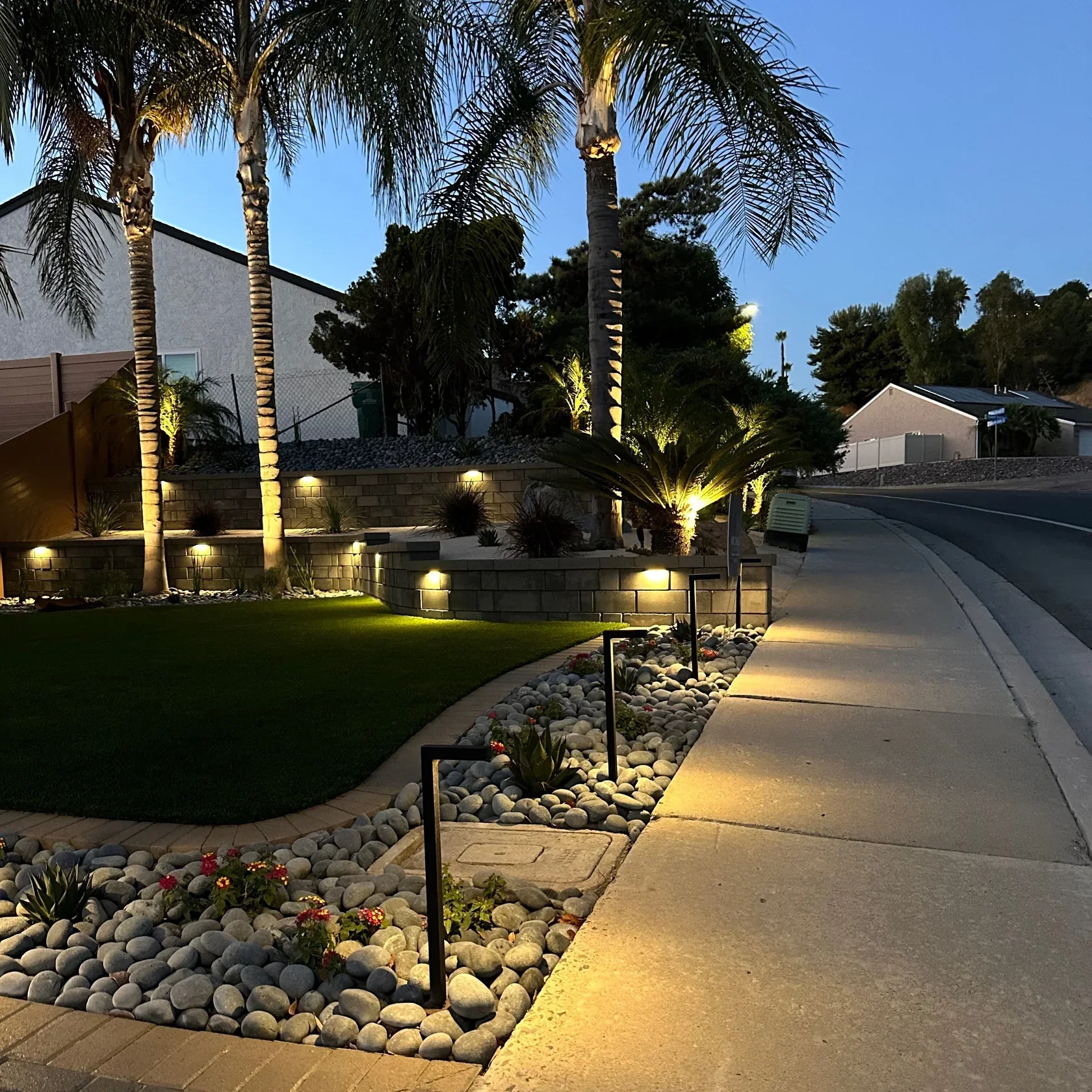 BPLP03 Aspen Brass Path Light Low Voltage Outdoor Lighting - Image 14