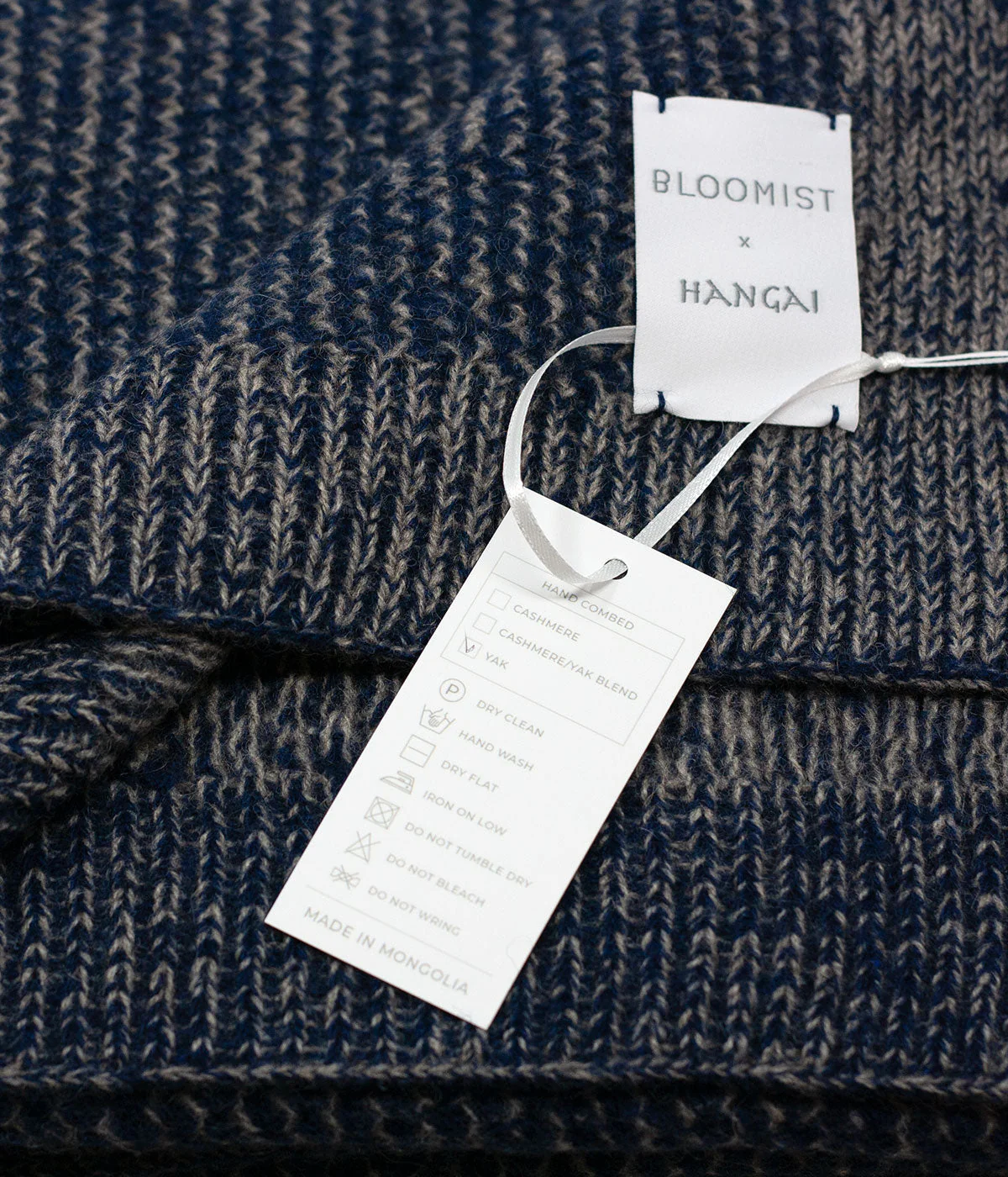 Cobalt and Platinum Yak Down Beehive Knit Throw - Image 4