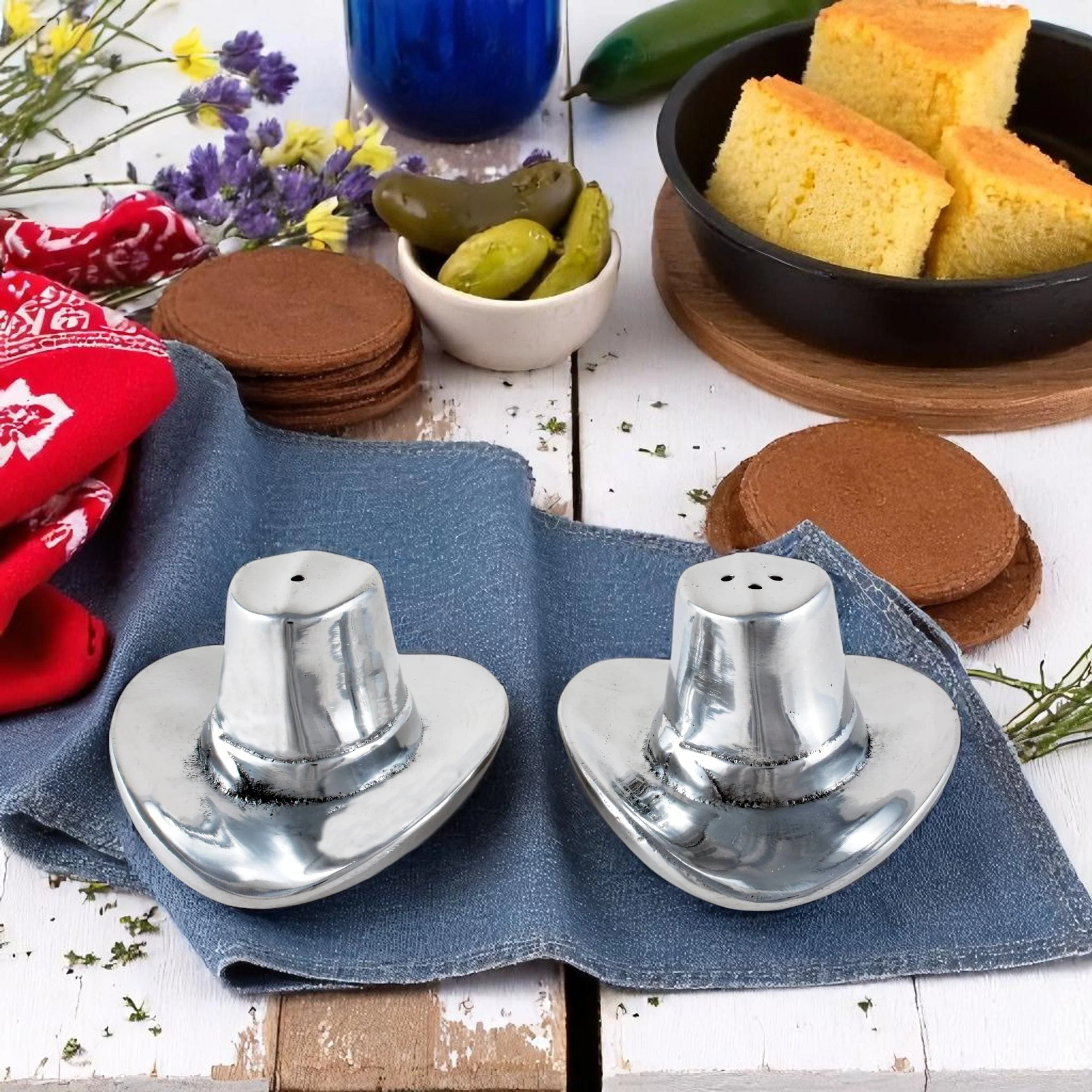 Cowboy Hat Salt and Pepper Set - Image 2