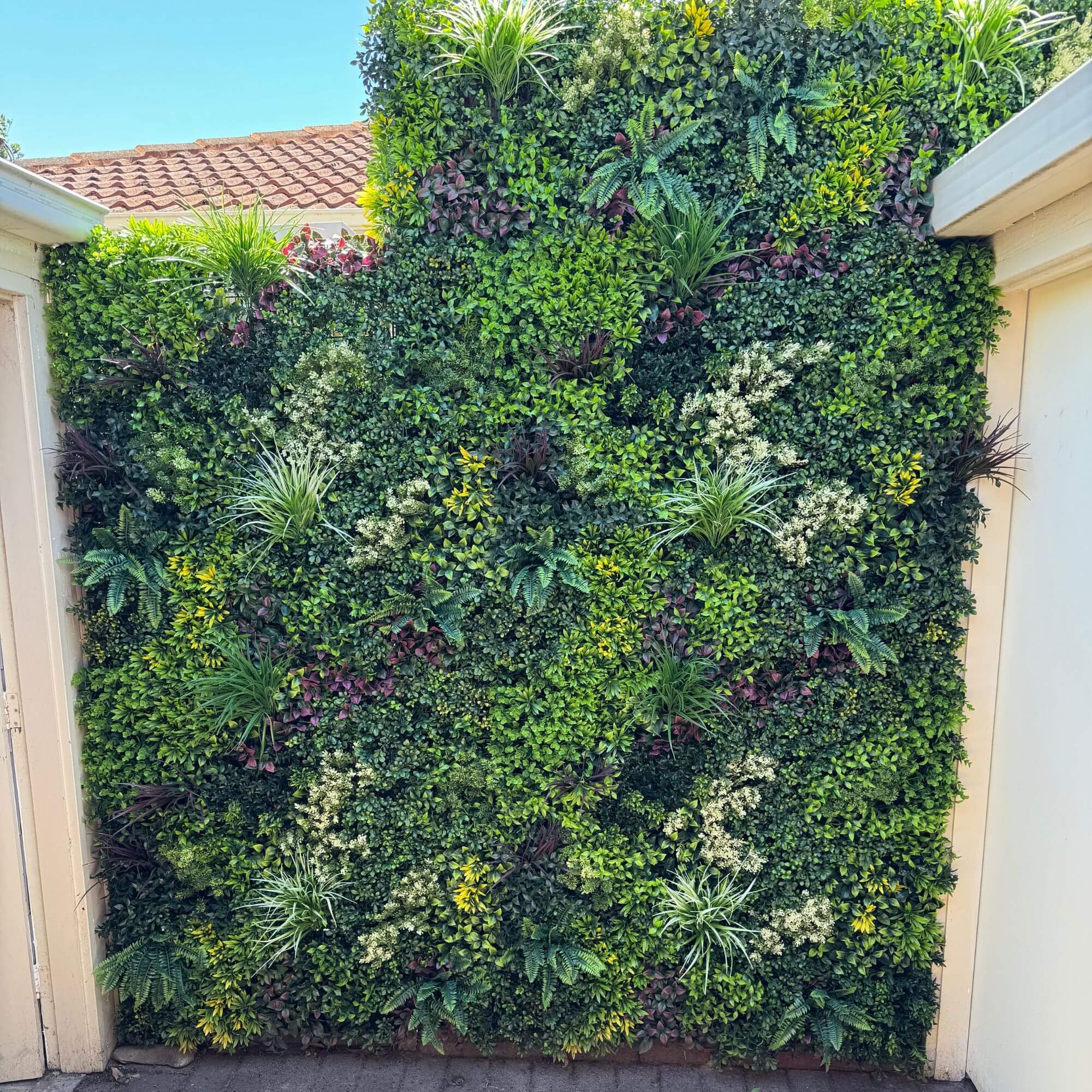 Evergreen Triptych Vertical Garden / Living Wall Set 3 Pieces (33SQFT Set) UV Resistant - Image 22
