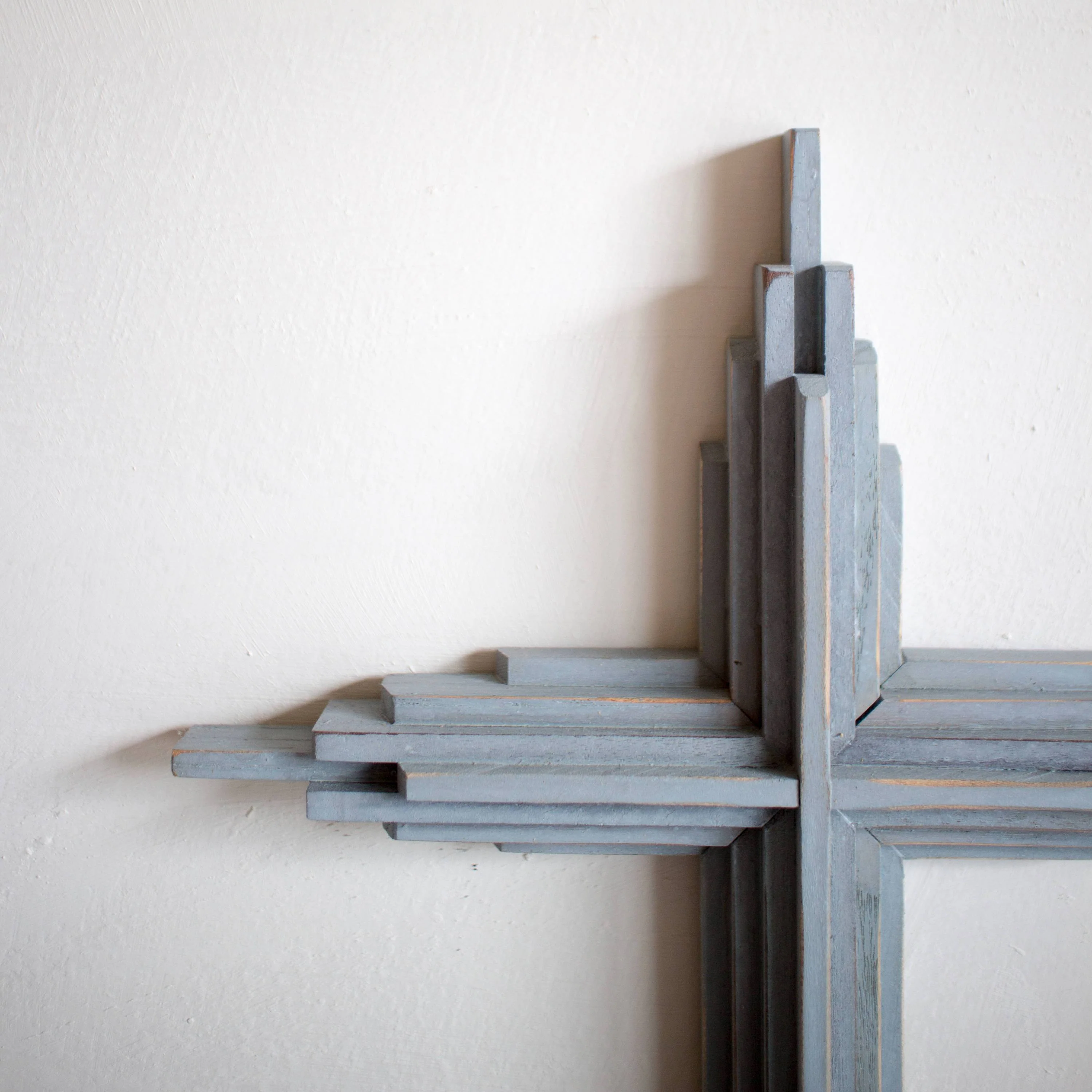 Farmhouse Cross - Image 3