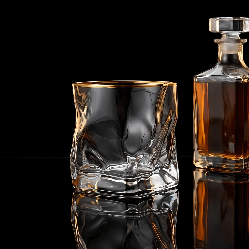 Gold Hoshi Japanese Crystal Whisky Glass - Image 2