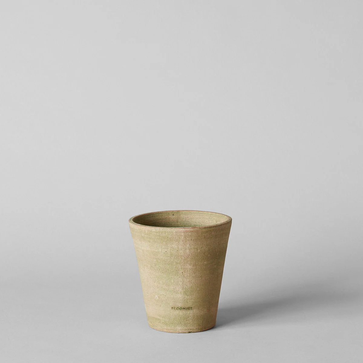 Greenwash Terracotta Studio Planter - Image 8