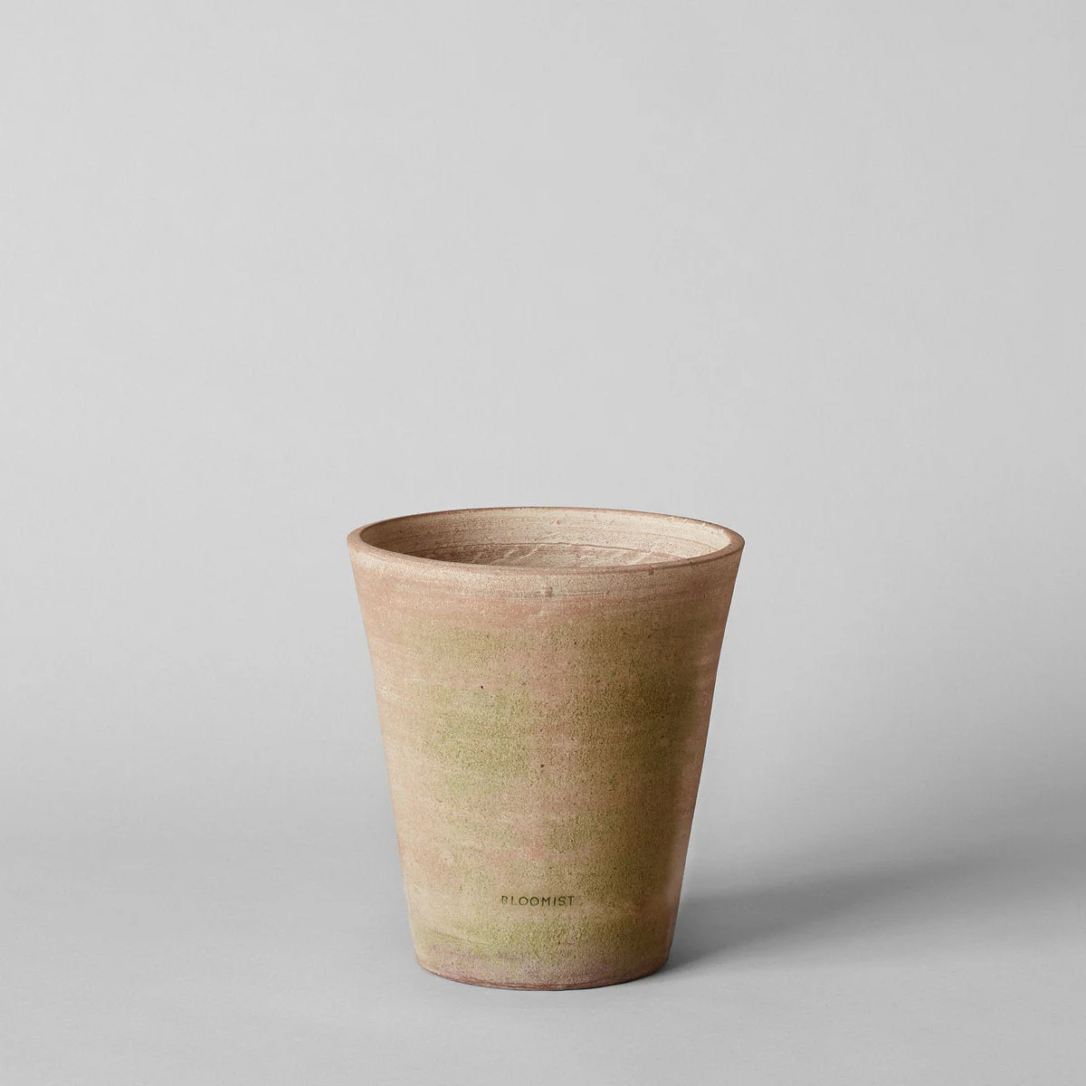 Greenwash Terracotta Studio Planter - Image 9