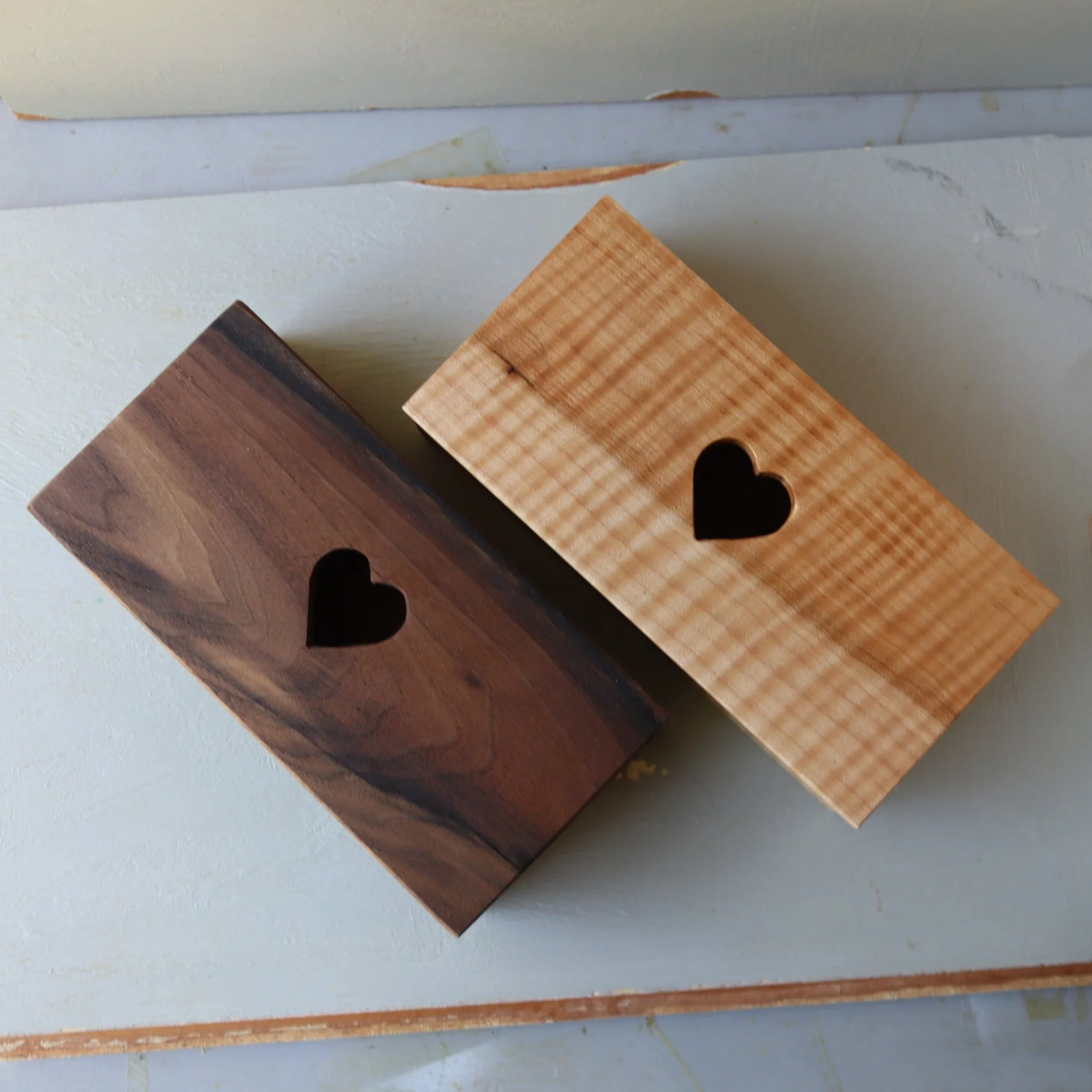 Heart Keepsake Boxes - Image 9