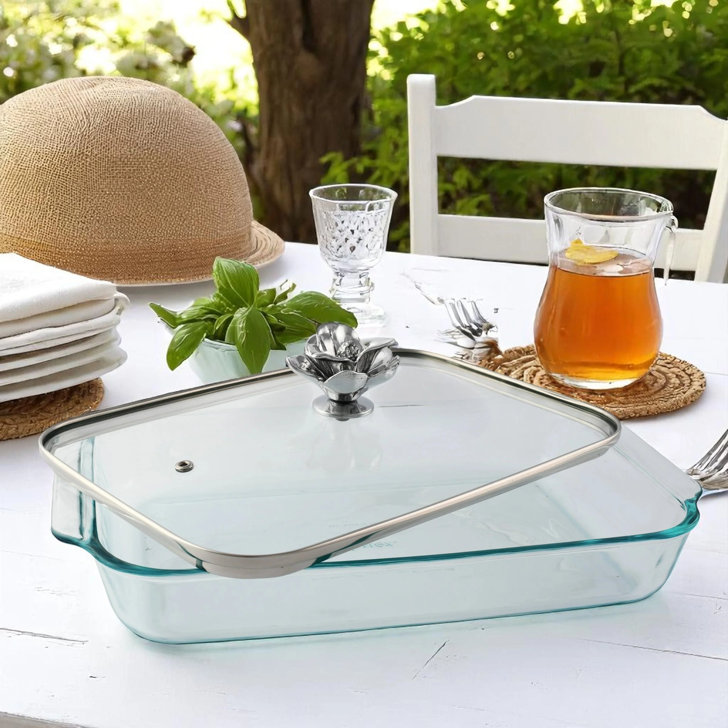 Magnolia Lid with Pyrex 3 quart Baking Dish - Image 4