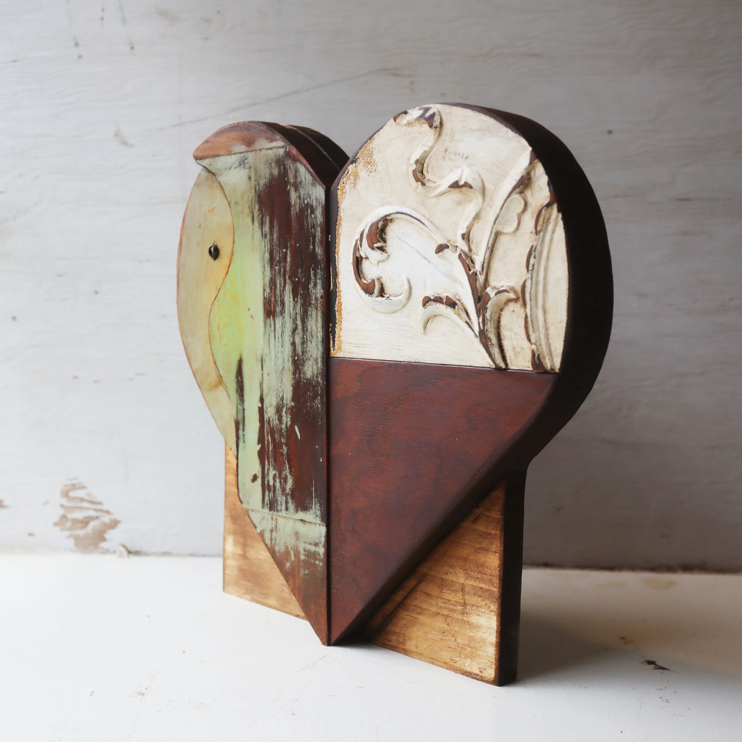 Reclaimed Wooden Heart Emojis - Image 11