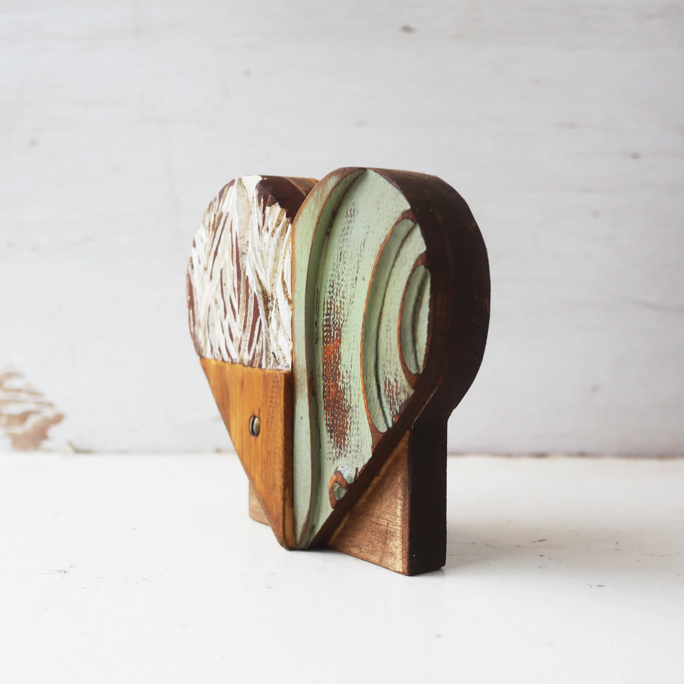 Reclaimed Wooden Heart Emojis - Image 22