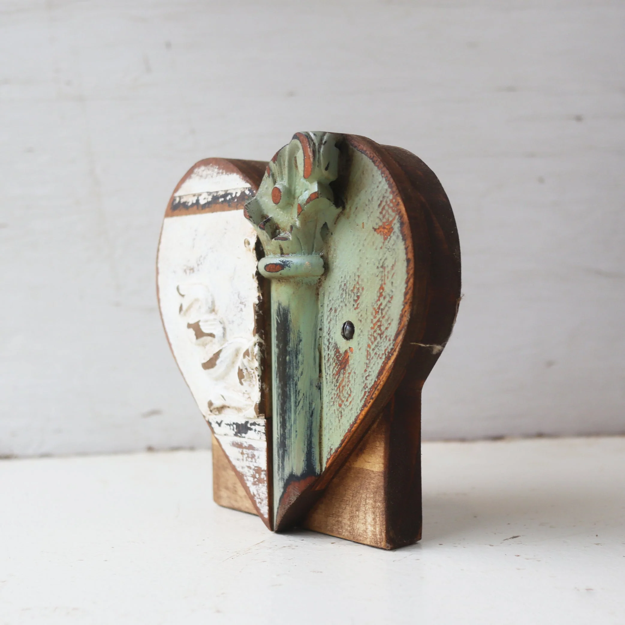 Reclaimed Wooden Heart Emojis - Image 27