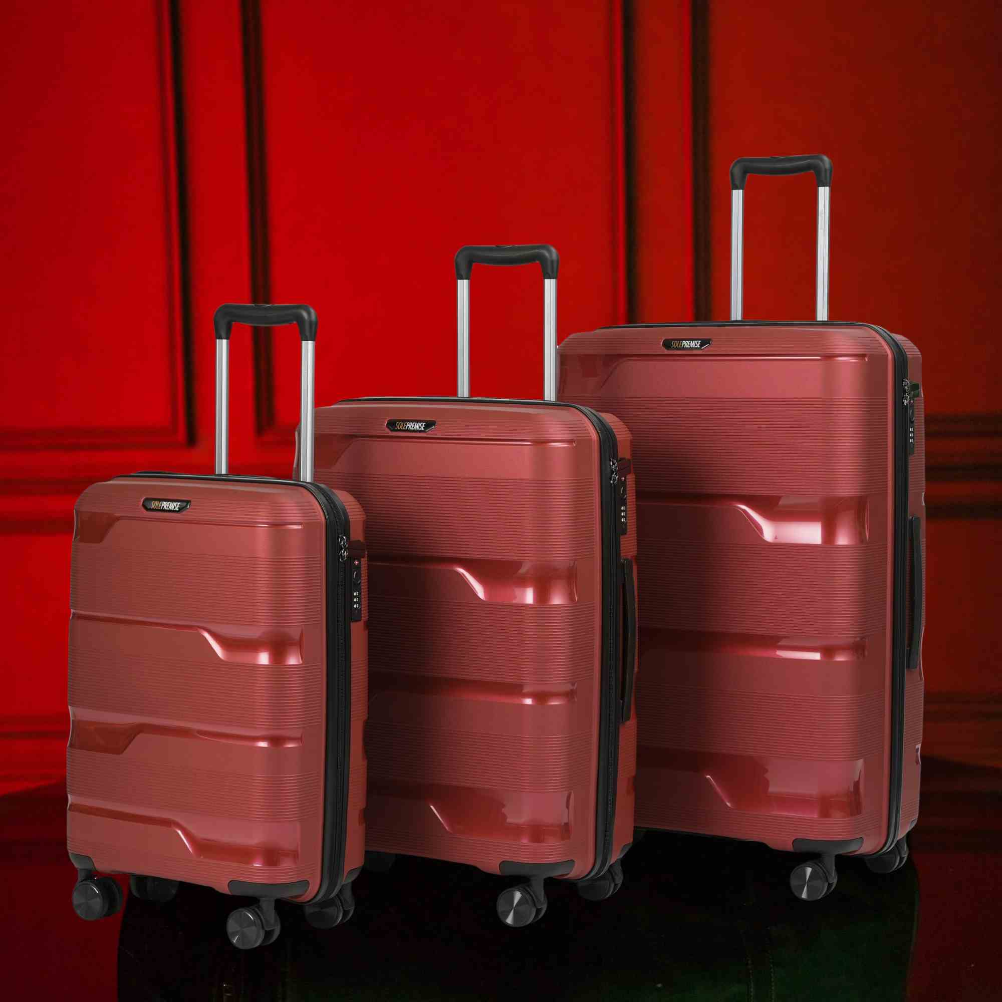 Red Hardcase Roller Luggage Set (28', 24' and 20') - Image 9