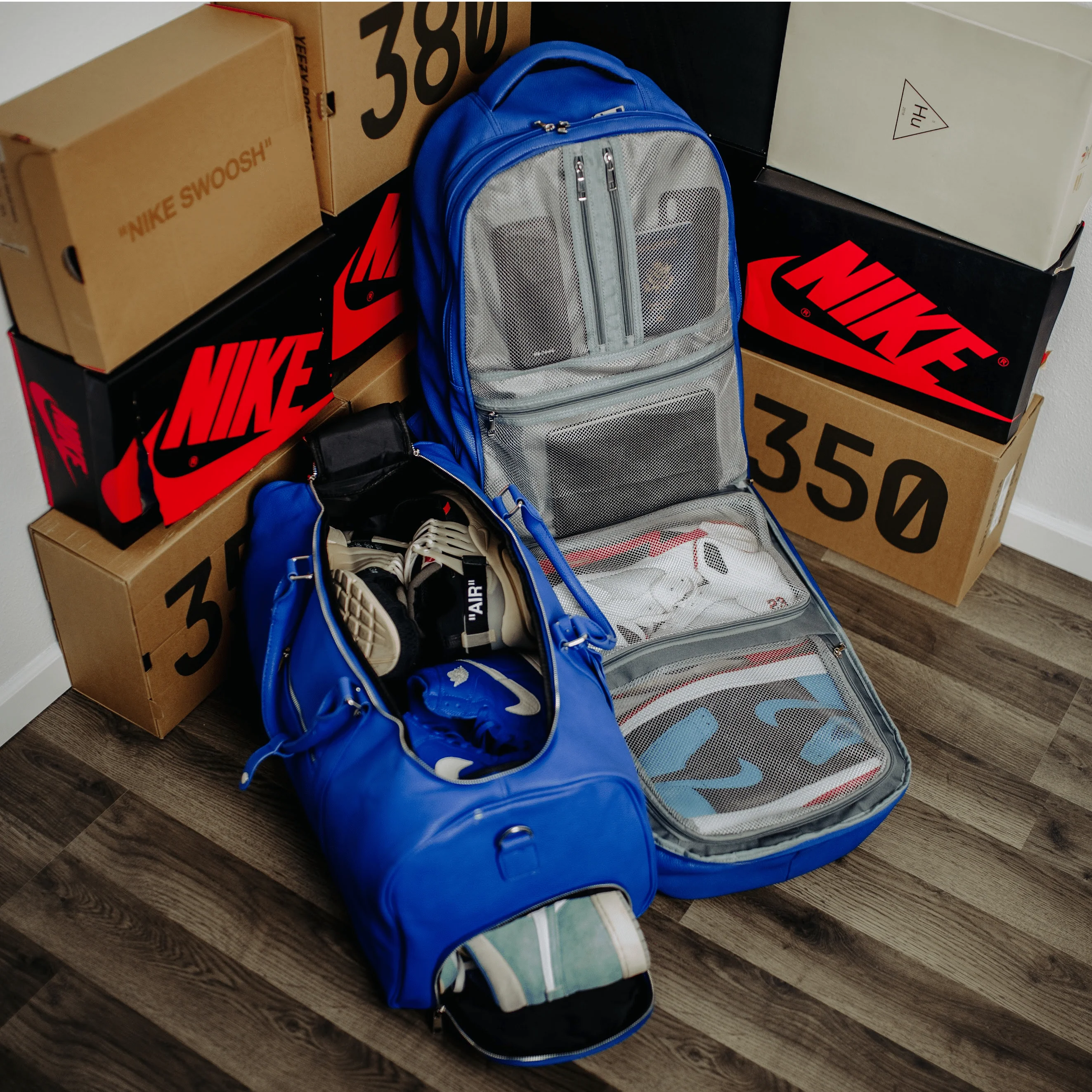 Royal Blue Leather Duffle Bag - Image 9