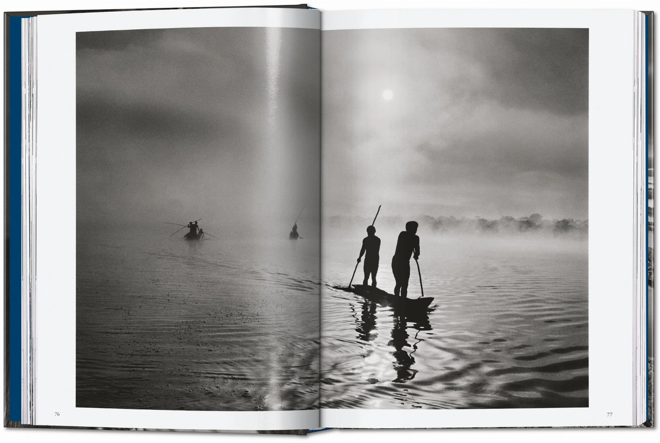 Sebastião Salgado. Amazônia. 45th Ed. (English) - Image 5