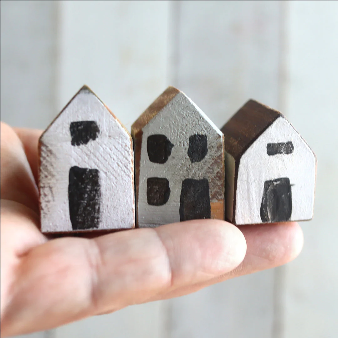 Tiny Wooden Houses - Image 5