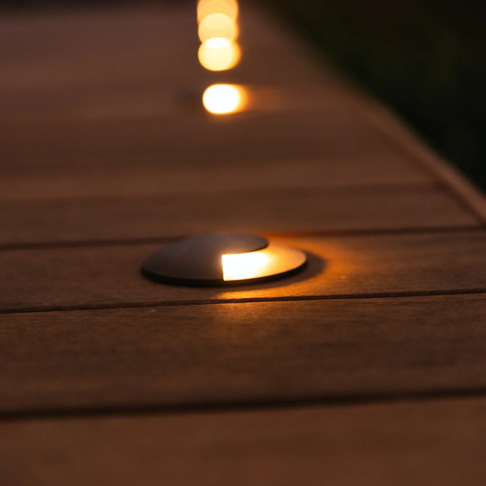 UNBP04 Stel-Path Antique Brass In-Ground Well Light Low Voltage Outdoor Lighting - Image 7
