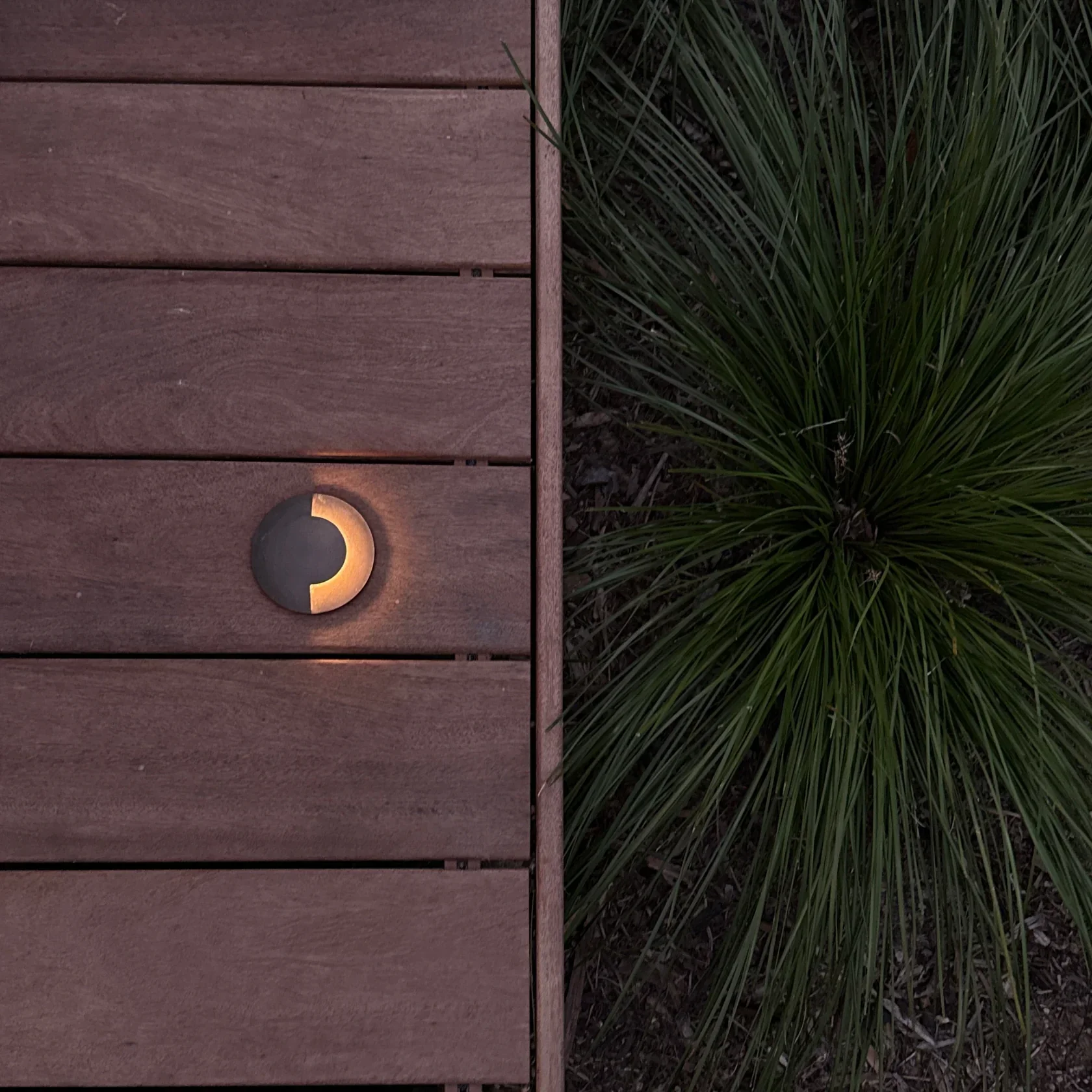 UNBP04 Stel-Path Antique Brass In-Ground Well Light Low Voltage Outdoor Lighting - Image 9