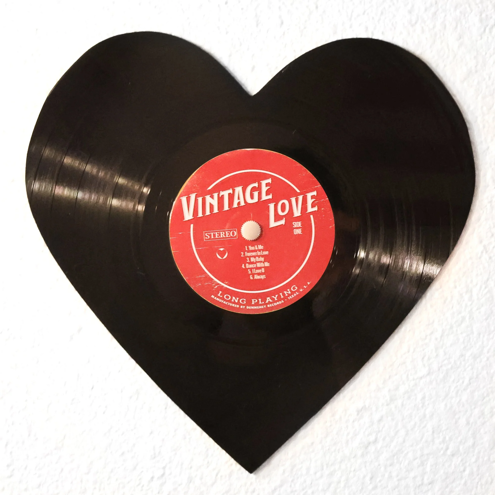 Vintage Vinyl Heart Art - Image 12