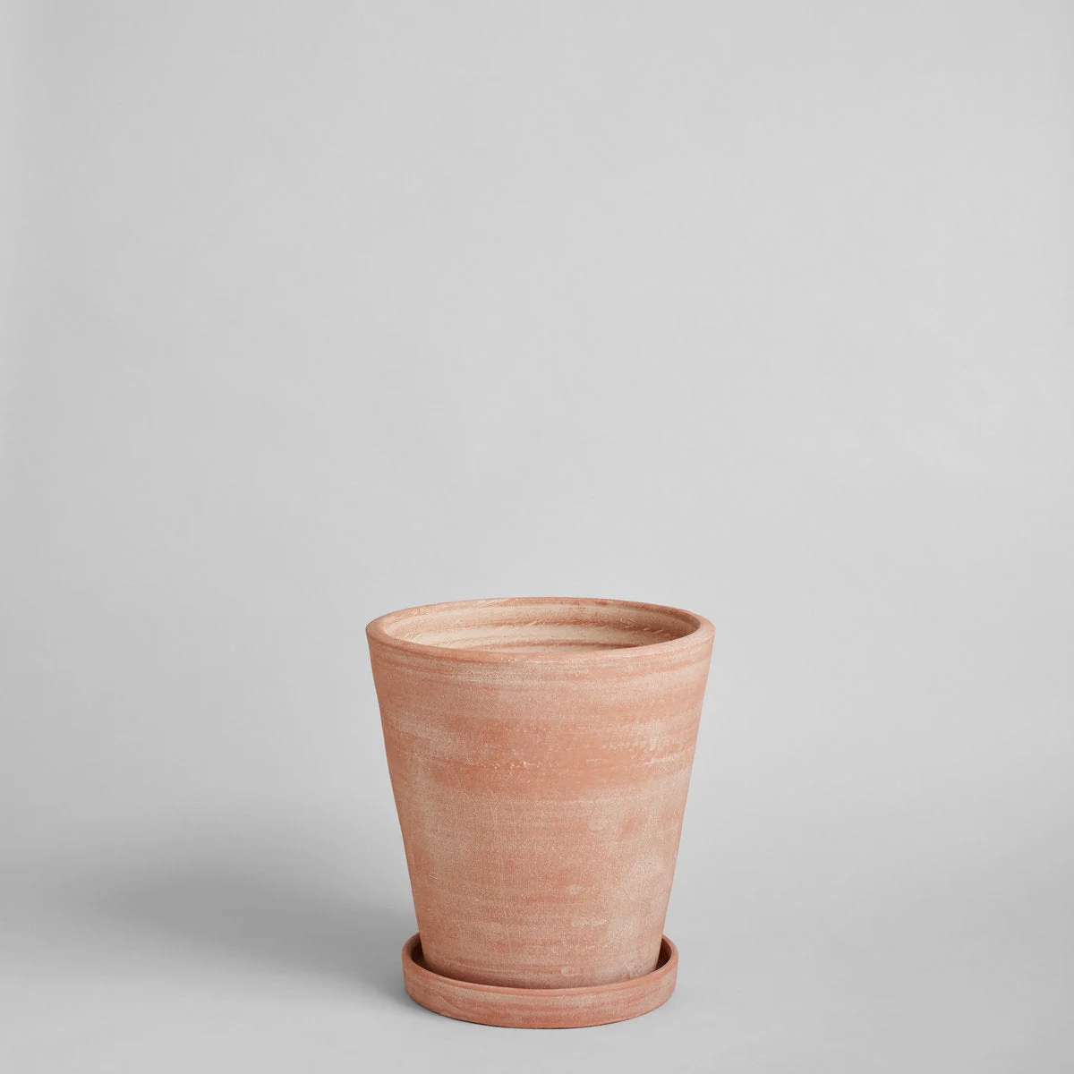 Whitewash Terracotta Studio Planter - Image 12